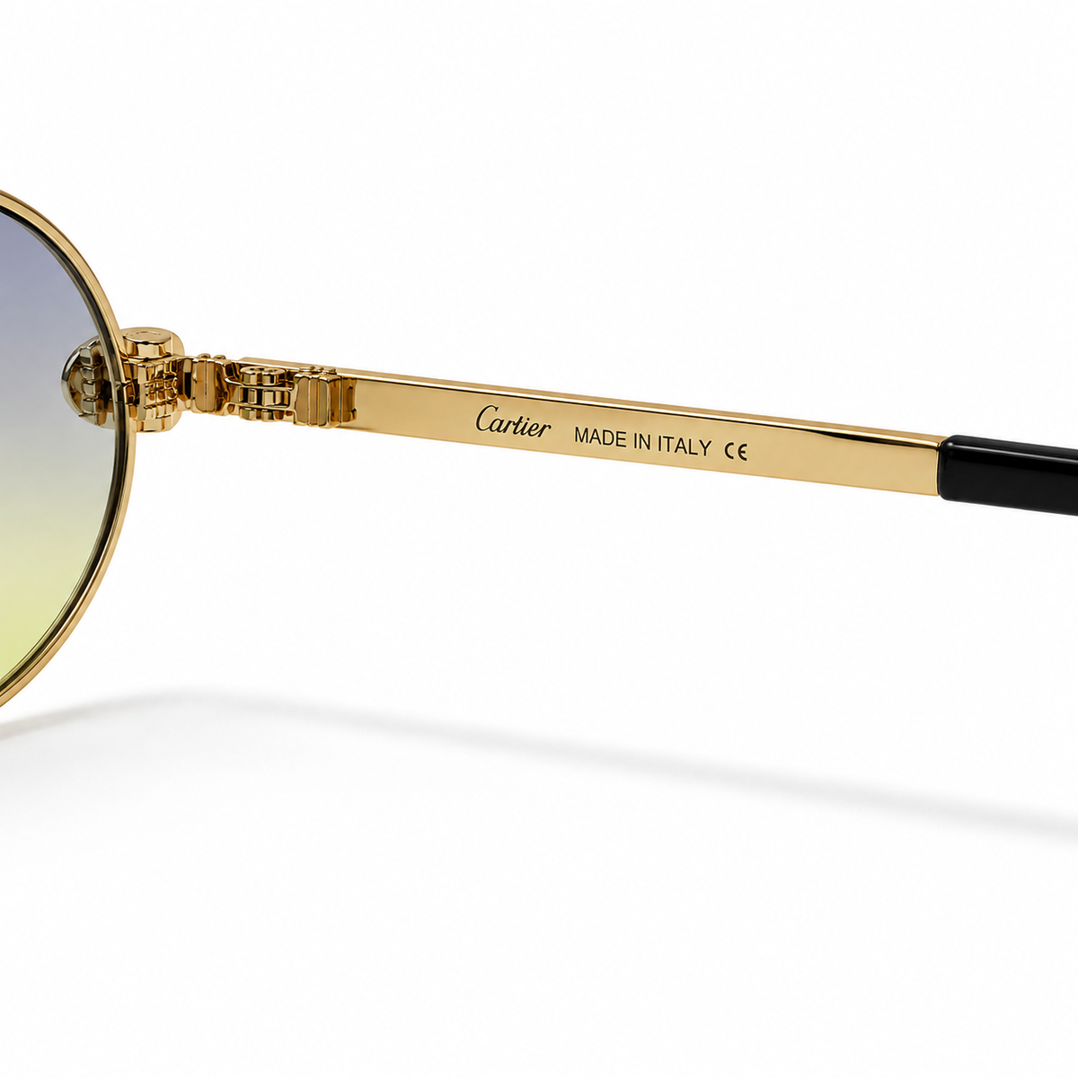 Cartier Panthère round sunglasses - three-quarter view showing panther hinges